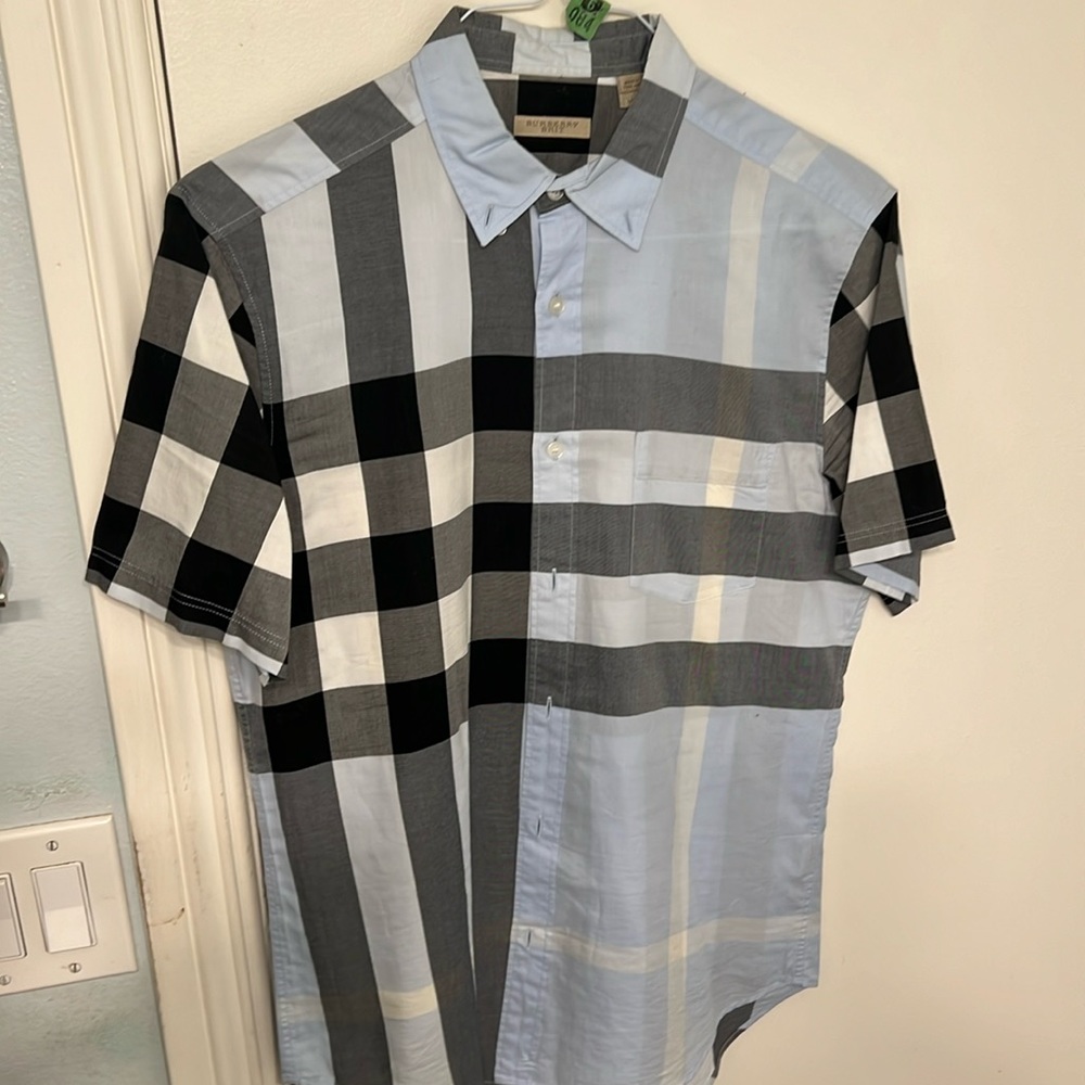 100% authentic Burberry Brit